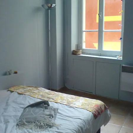 شقة Old Town Stunning Modern 1 Bedroom Flat Sleeps 3 نيس
